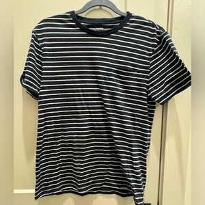 J Crew men’s stripe shirt with pocket